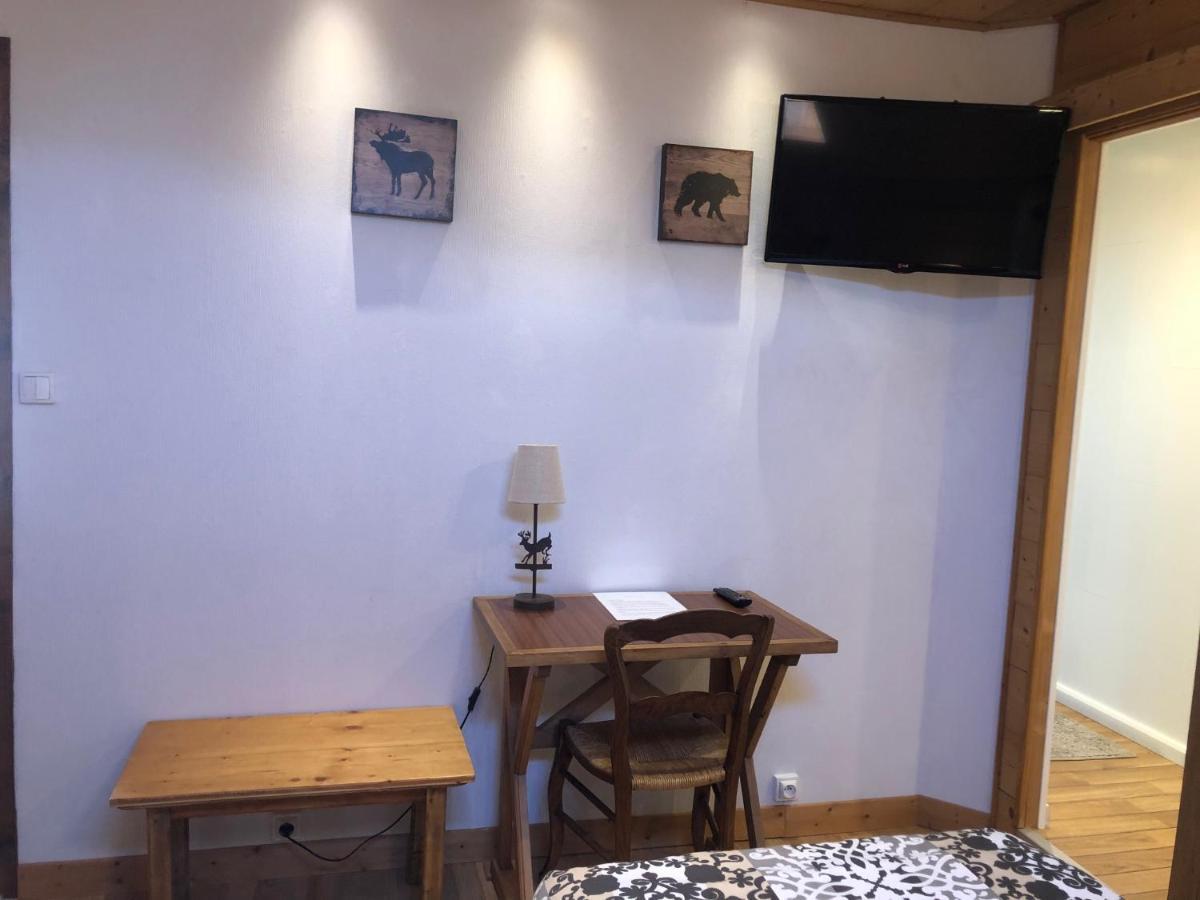 Au Coeur Des Alpes Bed & Breakfast Marignier Exterior foto